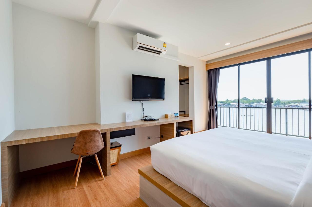 The Blue C Donsak Hotel Surat Thani Bagian luar foto